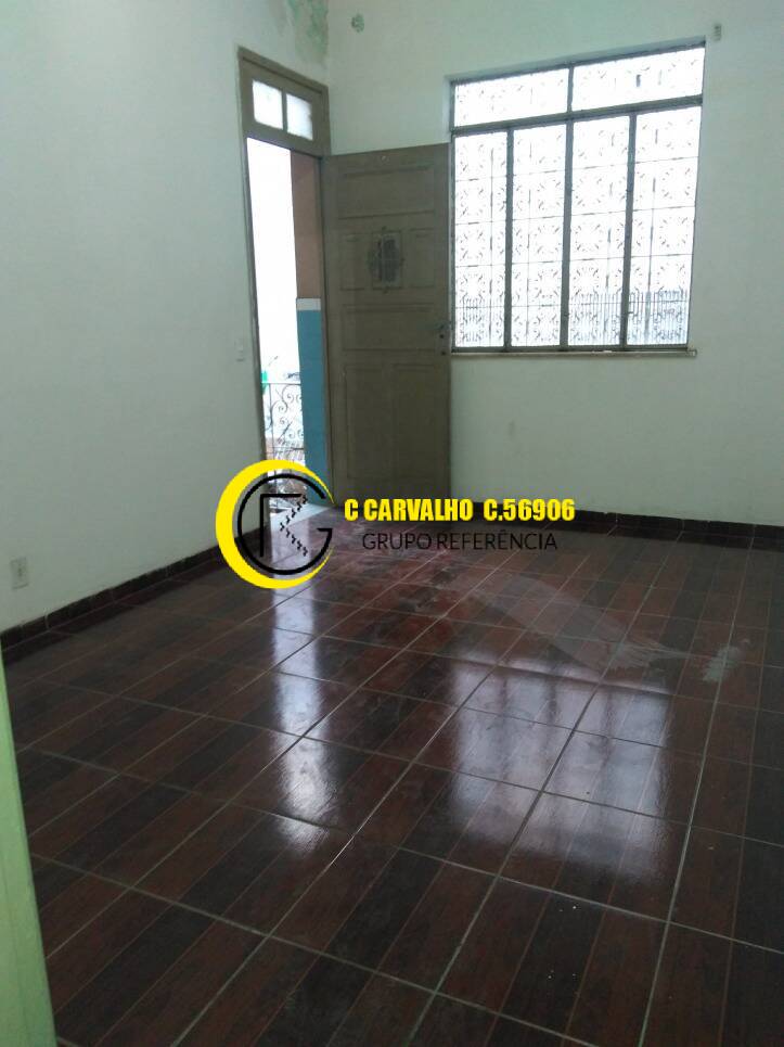 Casa à venda com 1 quarto, 50m² - Foto 2