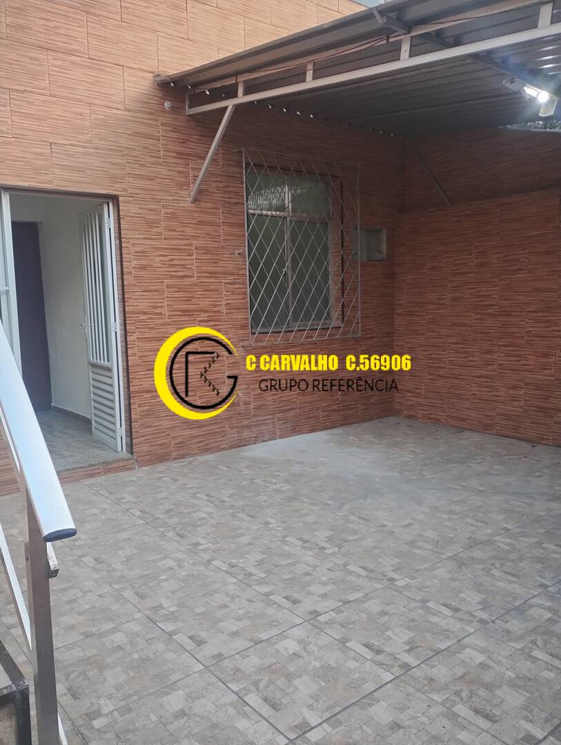 Casa para alugar com 3 quartos, 100m² - Foto 1