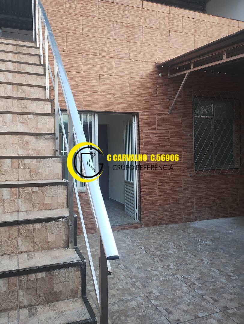 Casa para alugar com 3 quartos, 100m² - Foto 2