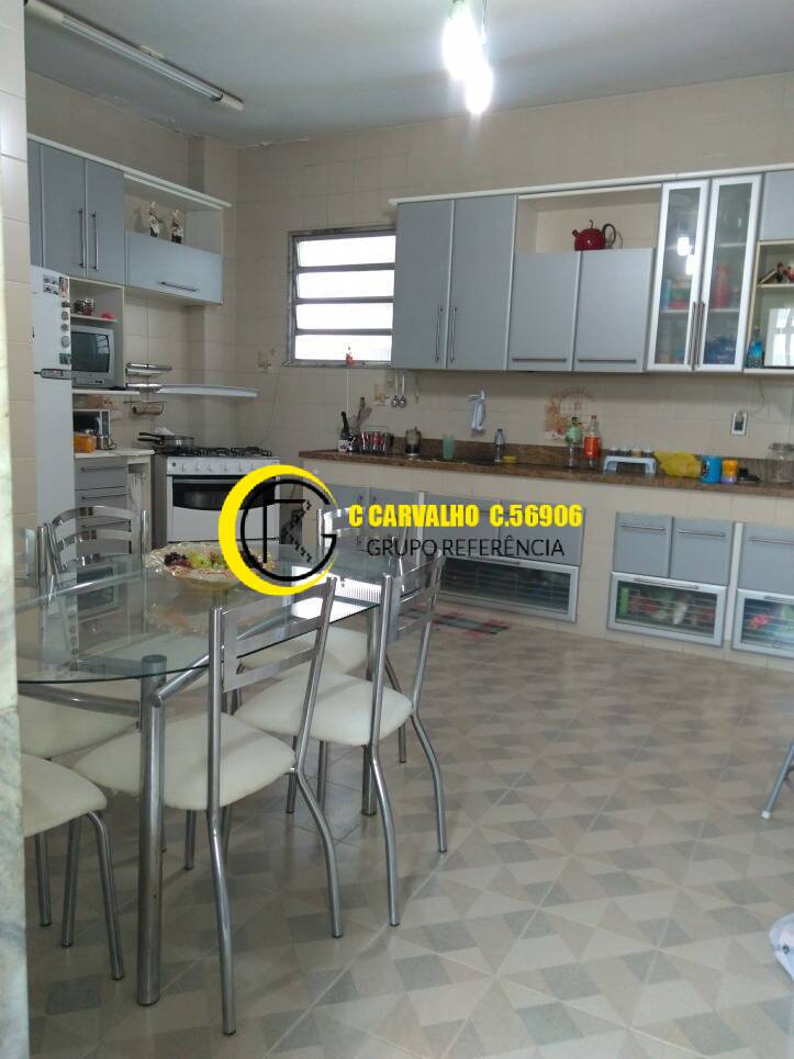 Apartamento à venda com 3 quartos, 197m² - Foto 27