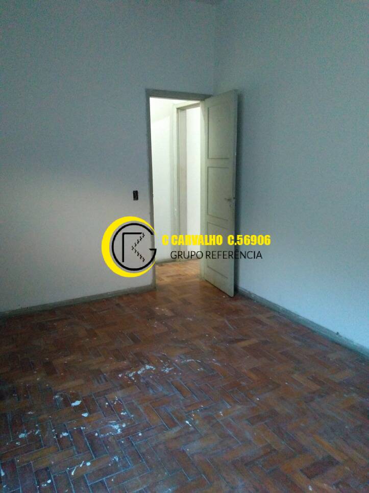 Casa à venda com 1 quarto, 55m² - Foto 11